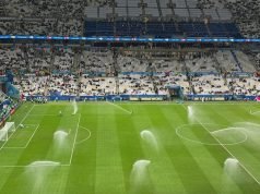 Uticaj forme i povreda sportista i timova na kvote u sportskom klađenju fudbalski-teren-prskalice-tribine